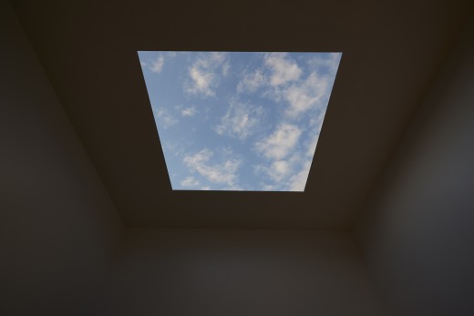 HOUGHTON TURRELL SKYSPACE EVENING LIGHT