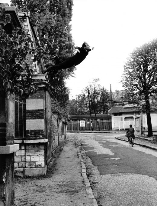 Yves Klein's 'Le Saut dans la vide'